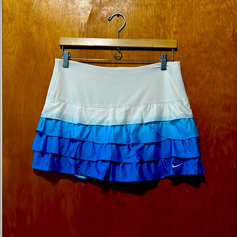 NIKE FLARE BLUE GRADIENT SKIRT